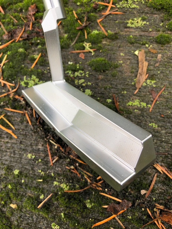 Plumber's Neck Blade Putter