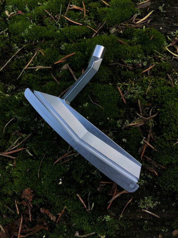 Plumber's Neck Blade Putter